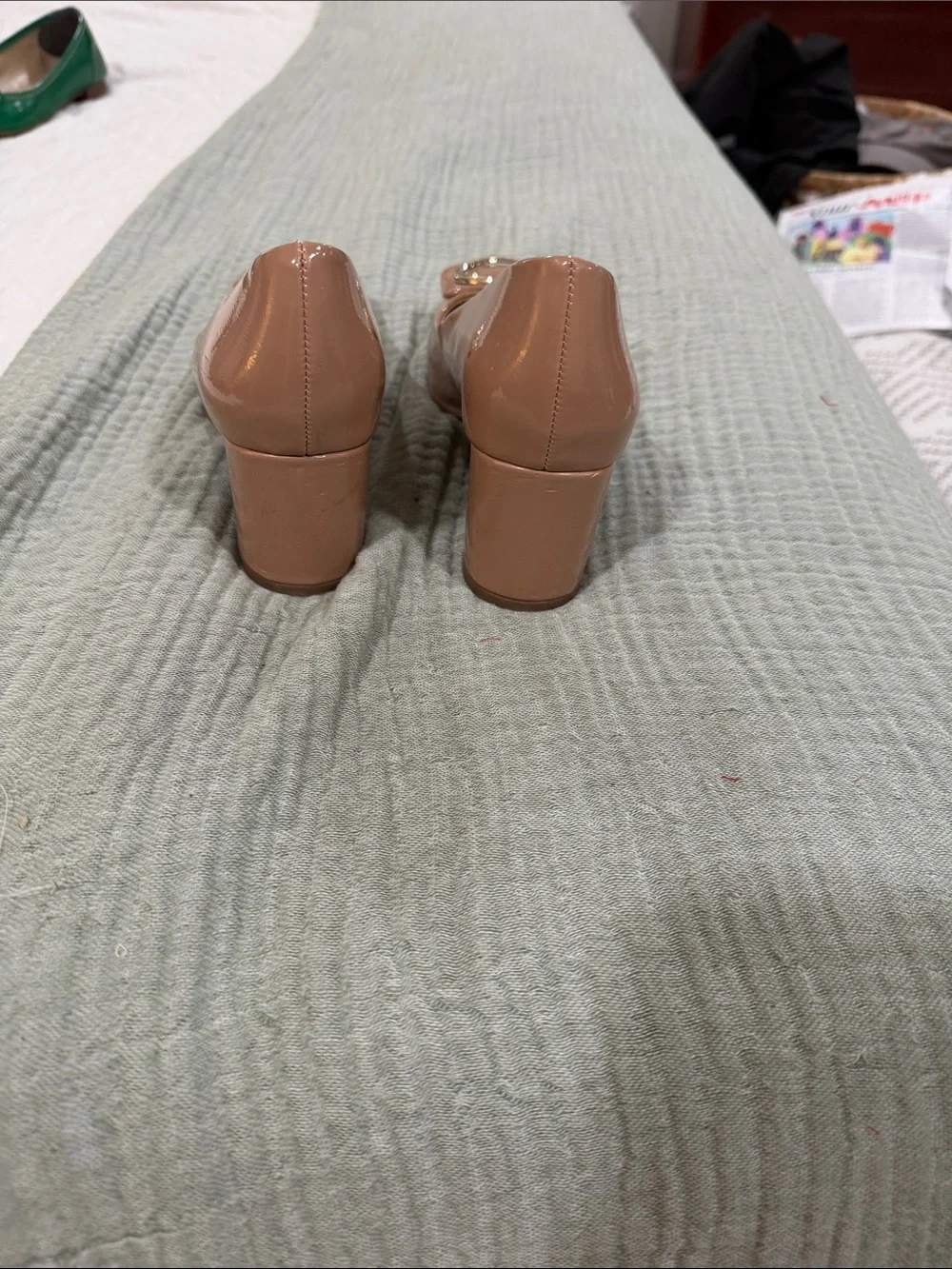 Naturalizer Nude Patent Block Heel Pumps with Gold Accent 6.5